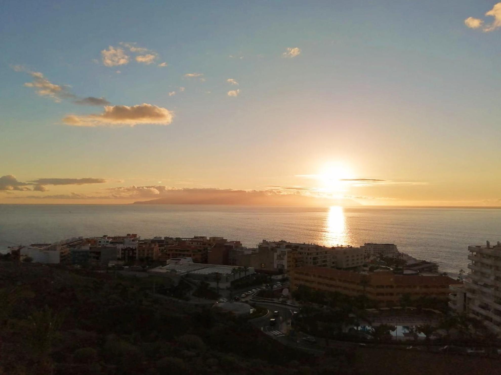 Panomaric Sea View - Sol Apartment Puerto de Santiago  Exteriör bild